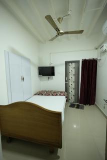 ABM Homestay - Thanjavur - 3