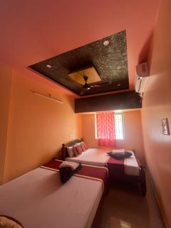 PANMOZHI RESIDENCY - Tiruvannāmalai - 9