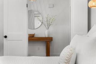 Salt Water POOL, GAME room, KING BED &PET friendly - 7