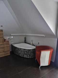 Brown room F in house - Pogórze - 6