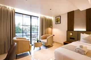 Royal Plaza Inn by RAK Rooms, Calicut - 3