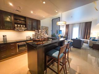 Luxurious 2BR Apartment with Ocean Views & Comfort - Abu Dhabi - 5