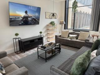 Trendy Penthouse, Liverpool City Centre - 9