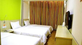 7 Days Inn Zhangye Gaotai County Central Square - Gaotai - 4