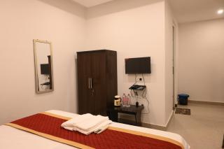 Uday Paramount Inn - 5