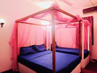 Alles Beach Hotel - Trincomalee - 1