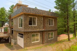 Mountain Chalet - Abbottabad - 8