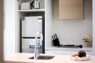 Prime Location & Central Views Nest at MelCBD 2B1B - Melbourne - 2
