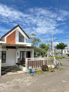 MP Villa New Ardmore A64 Malang - Malang - 0