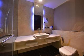 Hotel De GL Suites Near Airport - New Delhi - 6