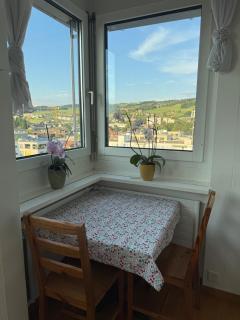 Charming, bright apartment - central and practical! - 5