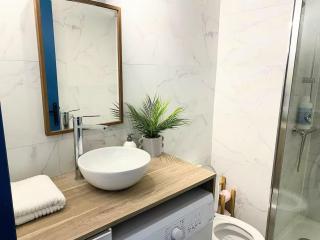 Charming Studio Close to Tram A Palais de Justice - 3