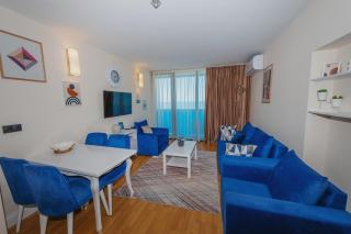 Awesome View Apartments - 5