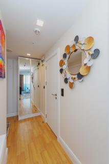 Awesome View Apartments - 2