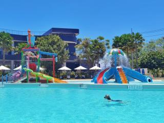 C137 Walking Distance 2 Town Waterpark Sea View - 5