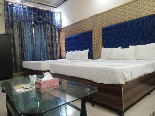 AK Hotel Of Guest House - Lahore - 7