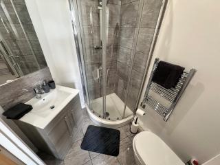 A&J Properties 2 Bed Apartment Netflix&Prime - Moffat - 8