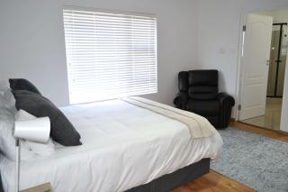 5 Kiaat Suites - Klerksdorp - 9