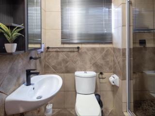 Fire and Ice Guesthouse Lephalale - Lephalale - 9