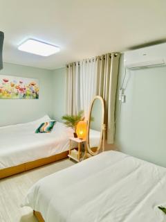 Seongsu Station 3 minutes 6 people Kwangya In front of the salt bread house Yeonmujang-gil 1st floor of a single-family house Free luggage storage - 8