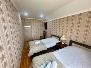 Chkalovka Guest House With Sevan View - Sevan - 8