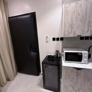 19L Elegant Studio in Yarmouk - Riad - 3