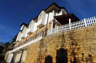 Hide Out Hills Bungalow - 7