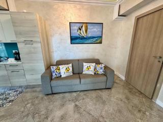 WHITE TOWER Luxury Suite - 7