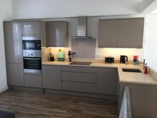 Kemp Town Sea View Balcony Apartment - Brighton & Hove - 8