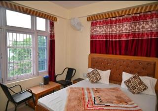 The Boho BnB Near Mall - 4