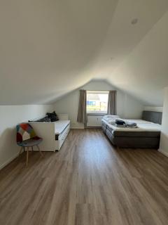 Sonnige Dachgeschosswohnung - Niederdorla - 7