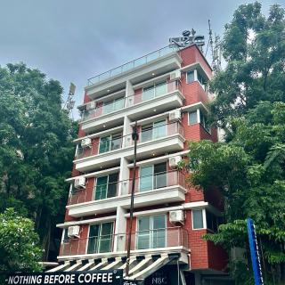 StayBird - Azure Suites, Business Hotel - Pune - 1