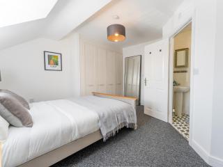 Lymm home 6 Bed 3 Bath Relocators Trades and Long Stays - Warrington - 4