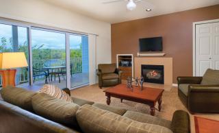 Wyndham Lake of the Ozarks 3BR Apartment with Resort Access - Osage Beach - 4