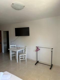 Anna House Dhermi - 8