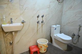Shri Balaji Homestay - Ayodhya - 9
