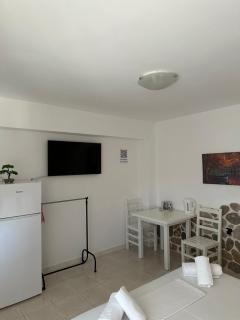 Anna House Dhermi - 9