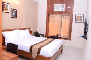 Hotel Eden Rock Bhubaneswar Near Railway Station - Restaurant # Lift & Free Wi-fi Available - Air Conditioning Rooms - Bhubaneshwar - 6