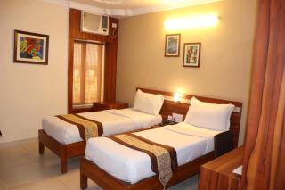 Hotel Eden Rock Bhubaneswar Near Railway Station - Restaurant # Lift & Free Wi-fi Available - Air Conditioning Rooms - Bhubaneshwar - 8