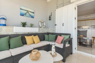 The Beachfront Escape - Pefkochori - 8