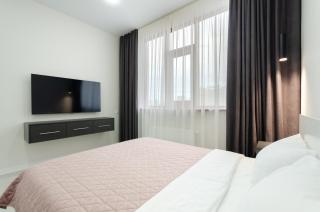 14-7 in RC Diplomat Hall, Zhylianska 59,Petrovdom Apartments - 2