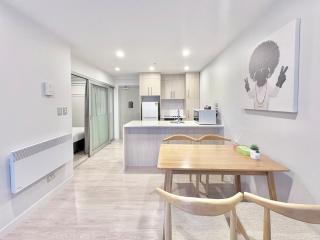 2BR Apt Next to Sky Tower with Pool Gym Access - Auckland - 4