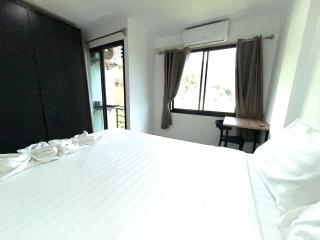 Easy Life R6 - Strand Patong - 2