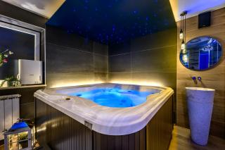 Oasis Wellness Suites by Madison Luxury Apartments - Zagreb - 4