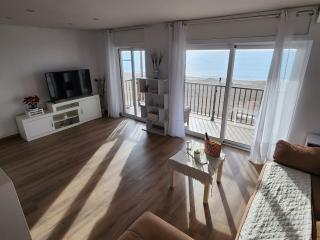 Beachfront apartment - Torredembarra - 0