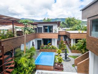 Toucan Platinum Suites Aparthotel - Mindo - 0