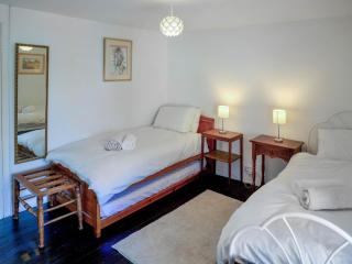 Pams Cottage - Cheltenham - 2