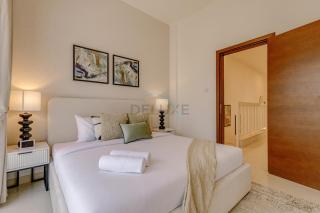 Stunning Sea Views from the Private Pool, Mins Away from Pristine Beaches and Key Fujairah Attractions, Sharm Al Dana Villa, Fujairah by Deluxe Holiday Homes - Fujairah - 4