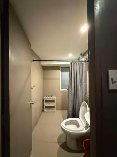 2BR Loft with Citylight view in Prime BGC Location - 4