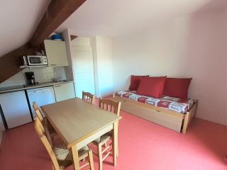 Appartement Cozy 2 Pièces pour 4 Pers. avec Balcon - Résidence Les Chalets d'Aurouze, La Joue du Loup - FR-1-504-590 - Le Dévoluy - 0
